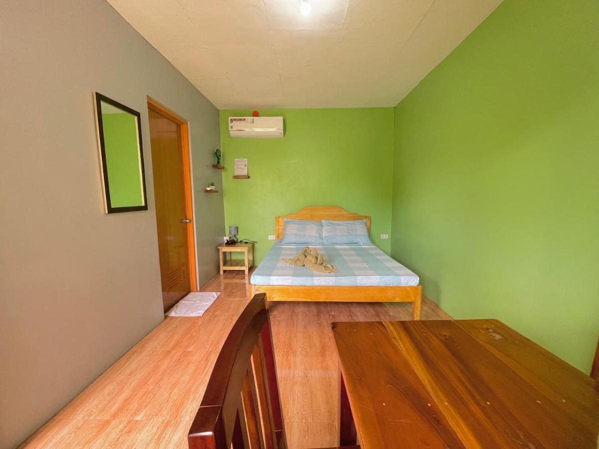 Ananas Guesthouse โมอัลโบอัล ภายนอก รูปภาพ