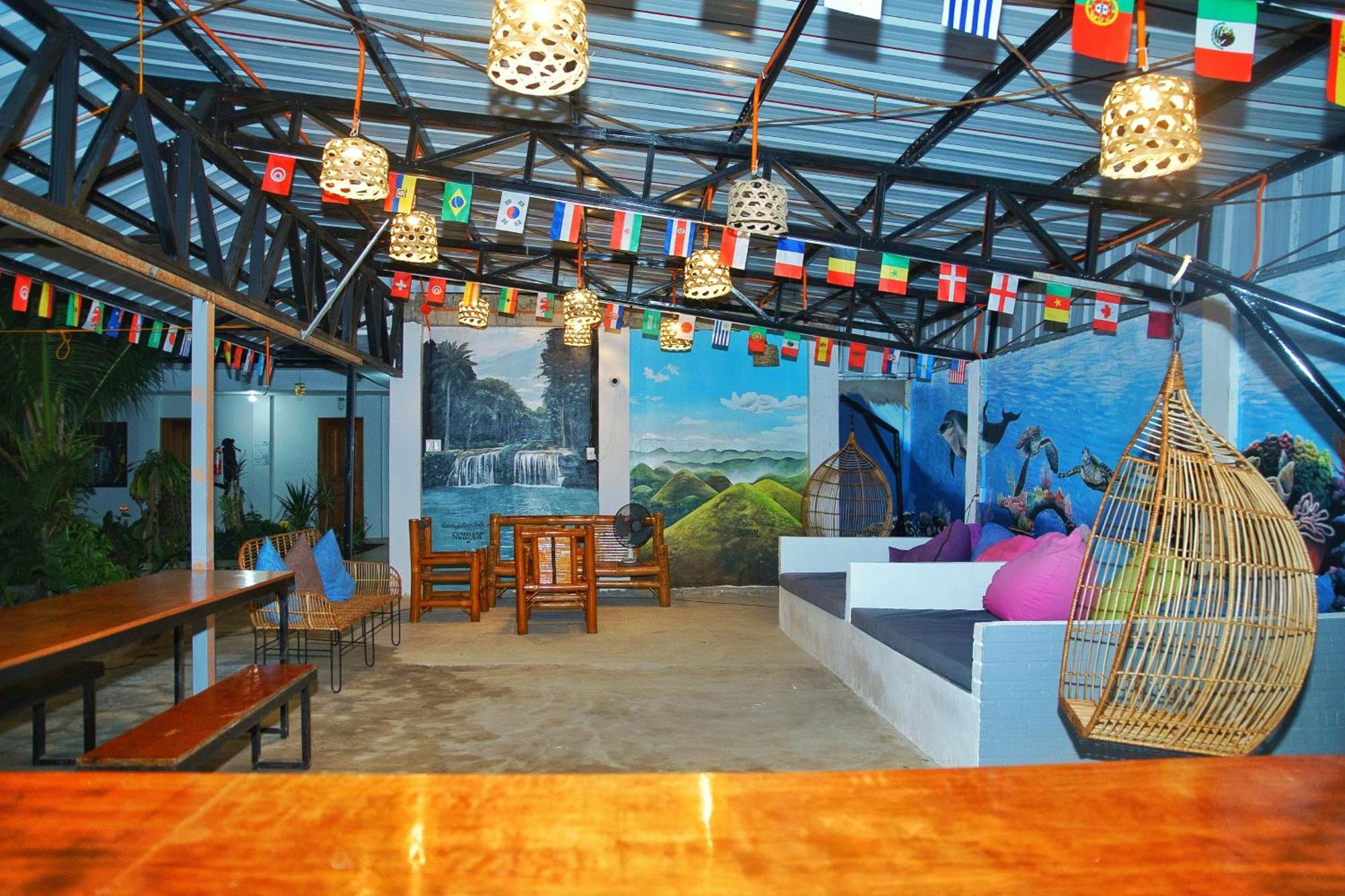 Ananas Guesthouse โมอัลโบอัล ภายนอก รูปภาพ