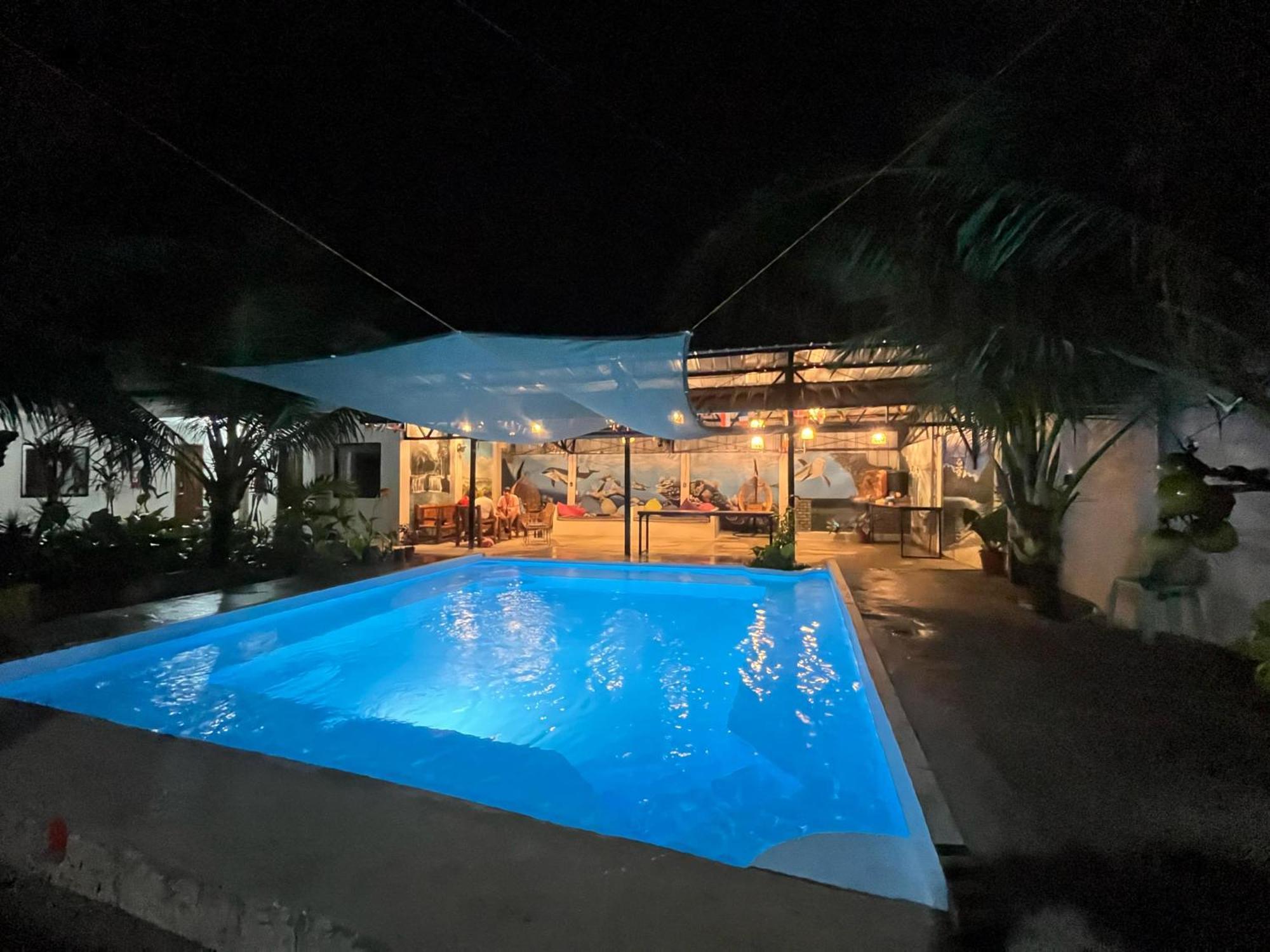 Ananas Guesthouse โมอัลโบอัล ภายนอก รูปภาพ